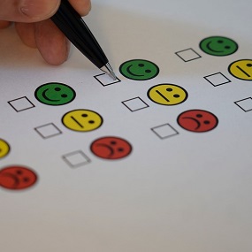Evaluatie papier met smileys