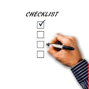 checklist met zwarte vinkjes