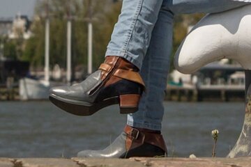 Beeld van: Modieuze orthopedische schoenen