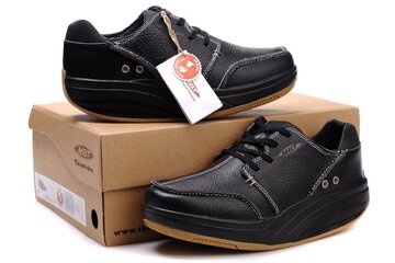 Beeld van: MBT schoenen