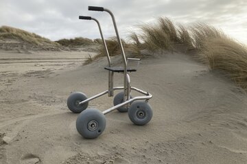 Beeld van: Strandrollator Beach Walker