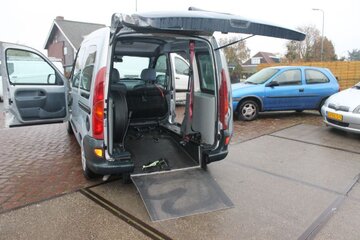 Beeld van: Rolstoelauto Renault Kangoo