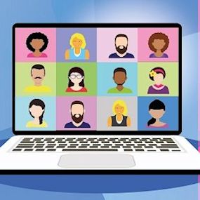 computer met personen